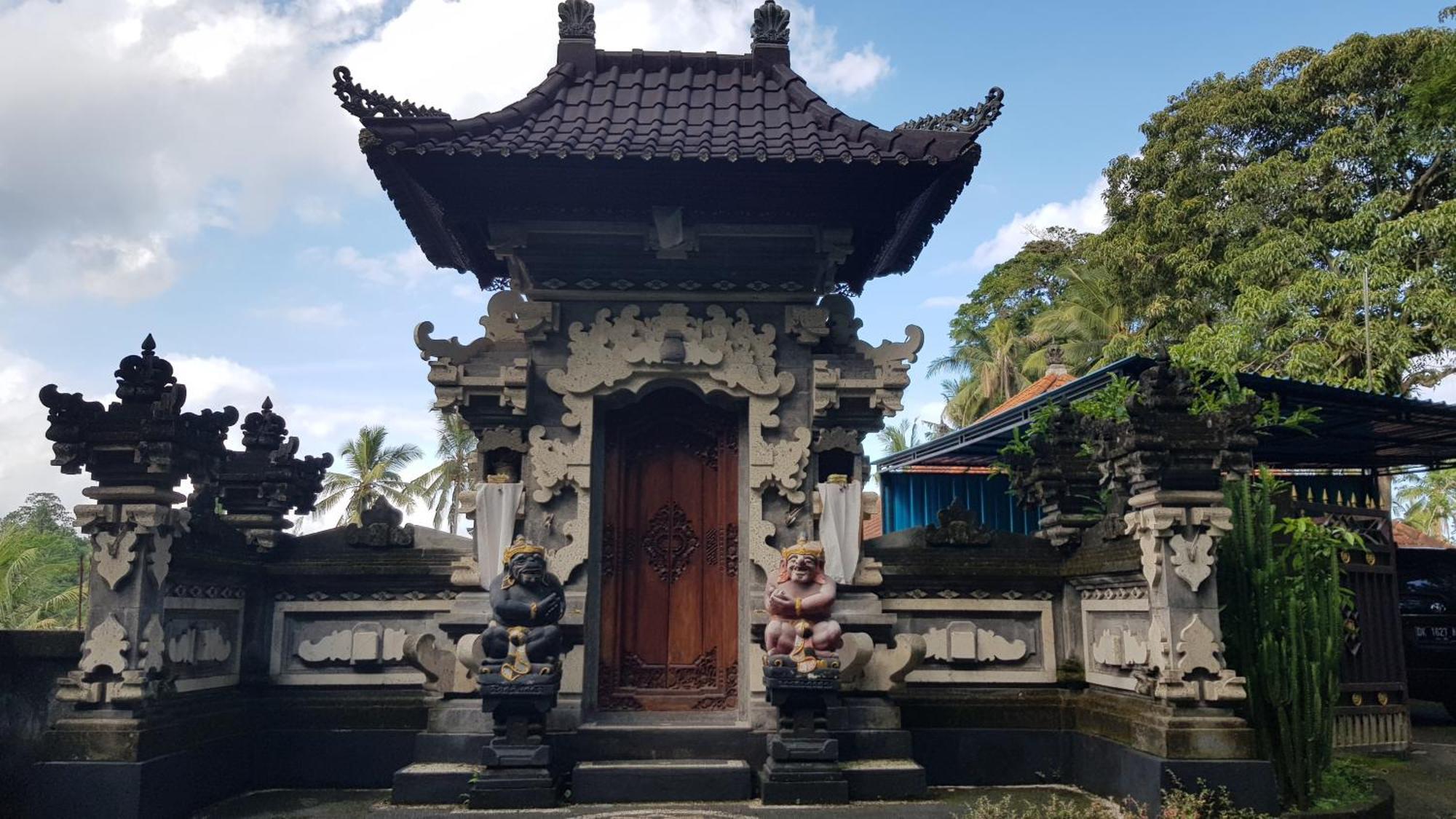 Ari Guest House Undisan Exterior foto